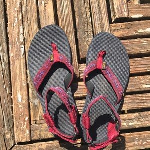 Teva Shoes size 8